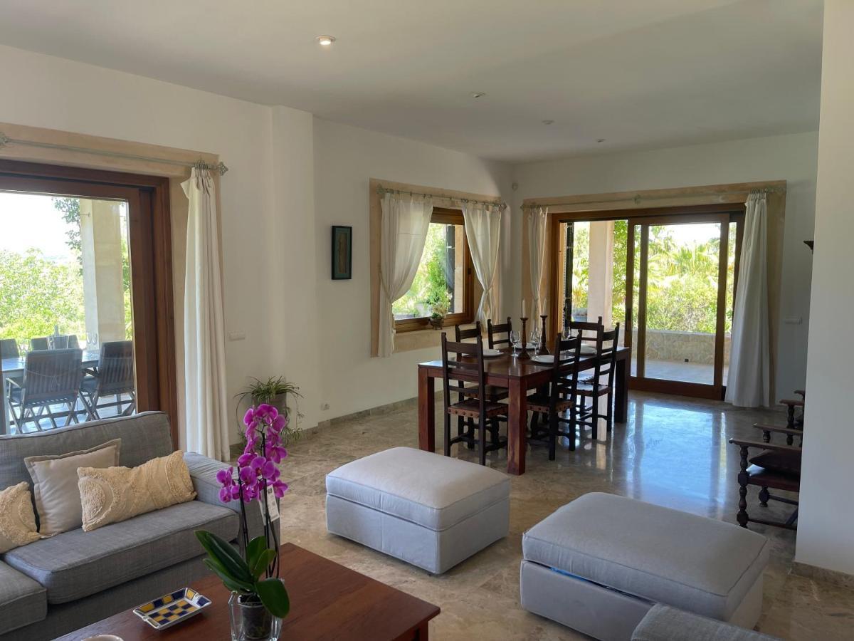 Villa Florida Luxury With Huge Pool Pollenca