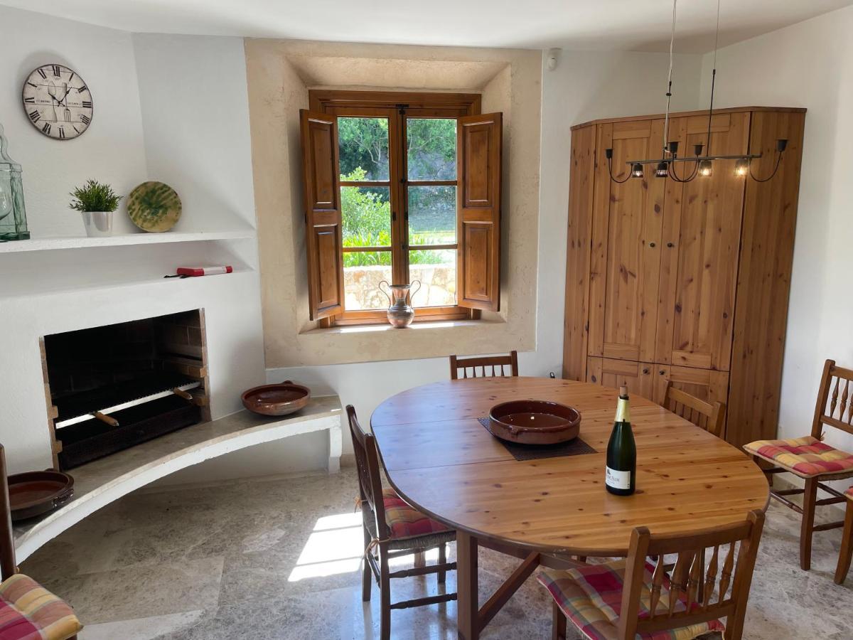 Villa Florida Luxury With Huge Pool Pollenca